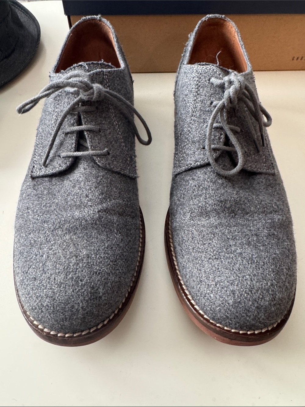 Bass Grey Wool Derby Shoes with Tan Sole - Picture 5 of 8